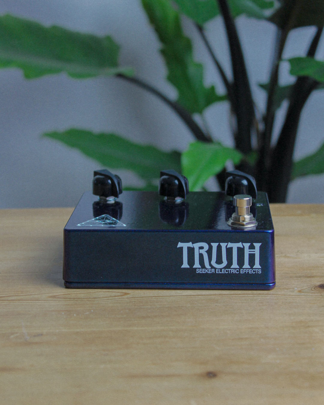 Seeker Electric Effects Truth Face Fuzz FX Pedal [UK Exclusive]