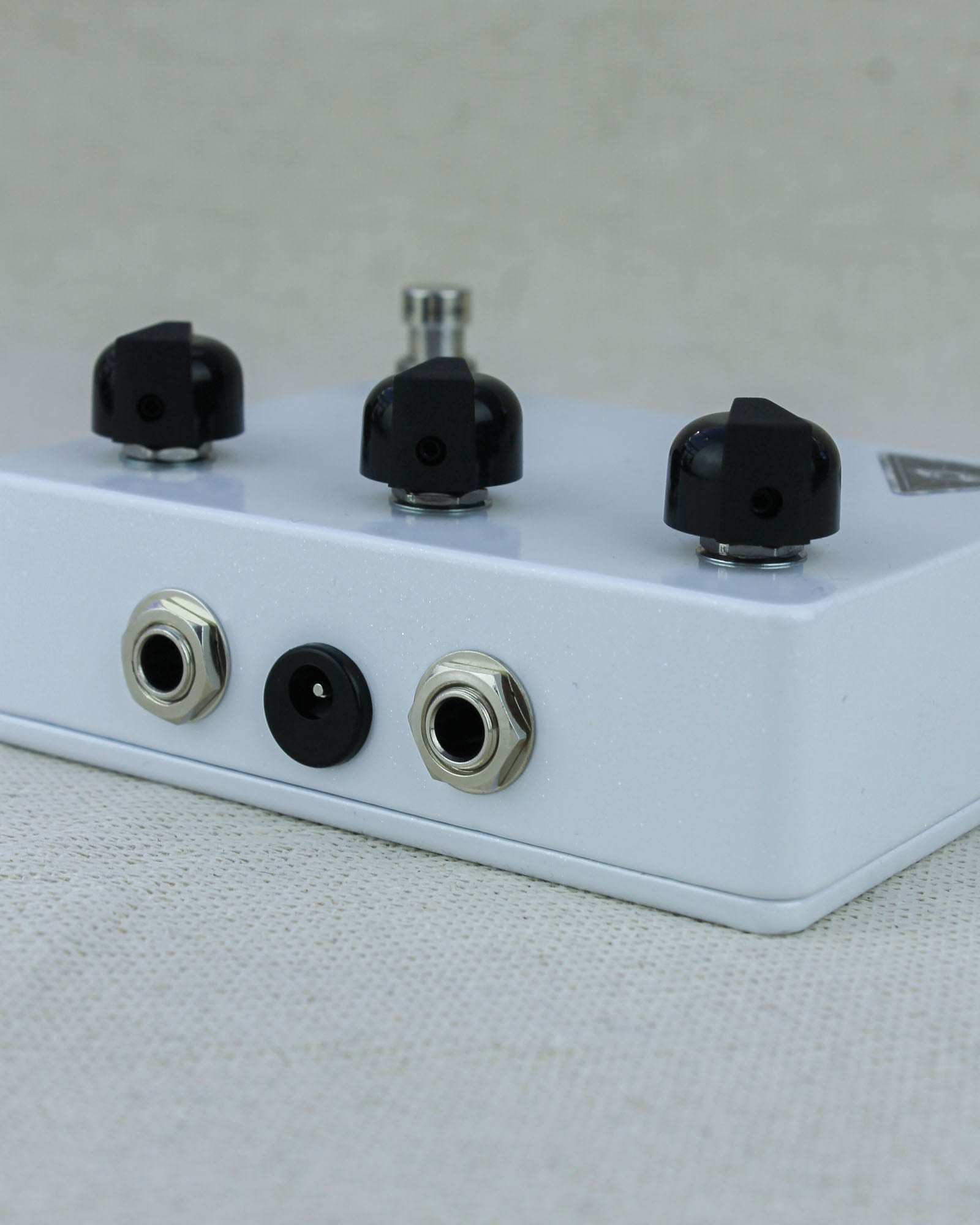 Seeker Electric Effects Descry Fuzz FX Pedal [UK Exclusive]