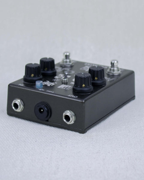 Caroline Guitar Company Météore Lo - Fi Reverb FX Pedal [Used] - Pedal Jungle