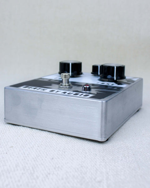 Death By Audio Fuzz War FX Pedal - Pedal Jungle