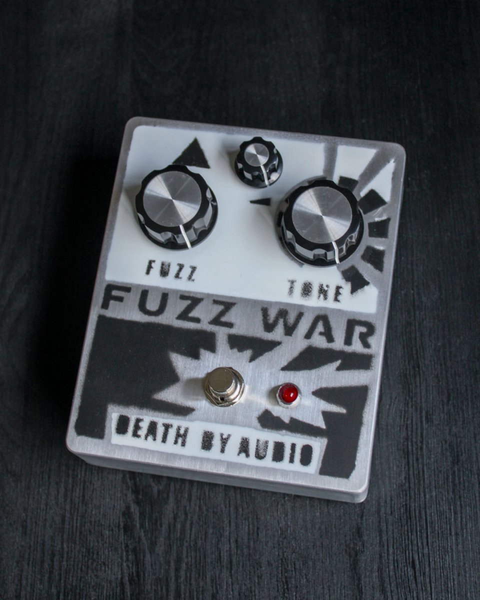 Fuzz War FX Pedal | Death By Audio – Pedal Jungle