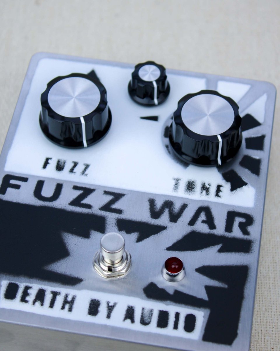 Fuzz War FX Pedal | Death By Audio – Pedal Jungle
