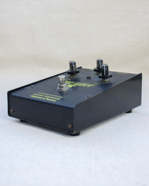 Electro-Harmonix Black Russian Big Muff Pi V8 - 6-Screw FX Pedal [Used] - Pedal Jungle