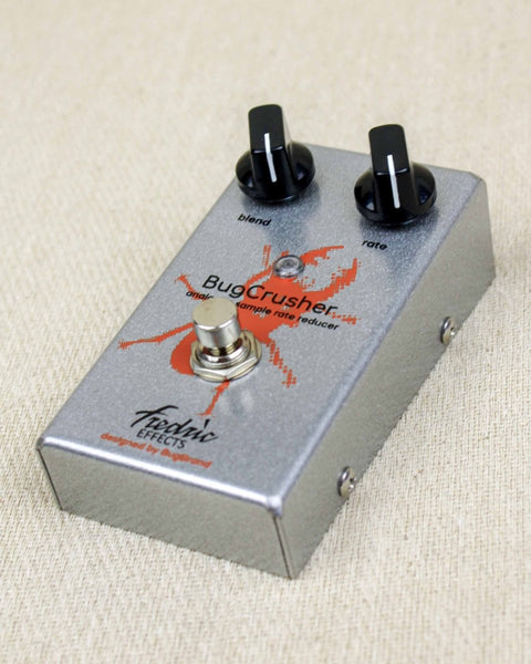 bug crusher pedal BugCrusher Analog Sample Rate Reducer FX Pedal