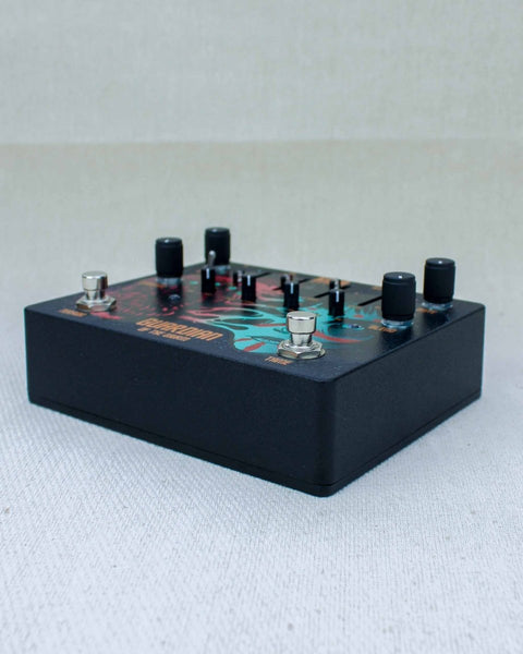 KMA Machines Guardian Of The Wurm Distortion & Noise Gate FX Pedal - Pedal Jungle