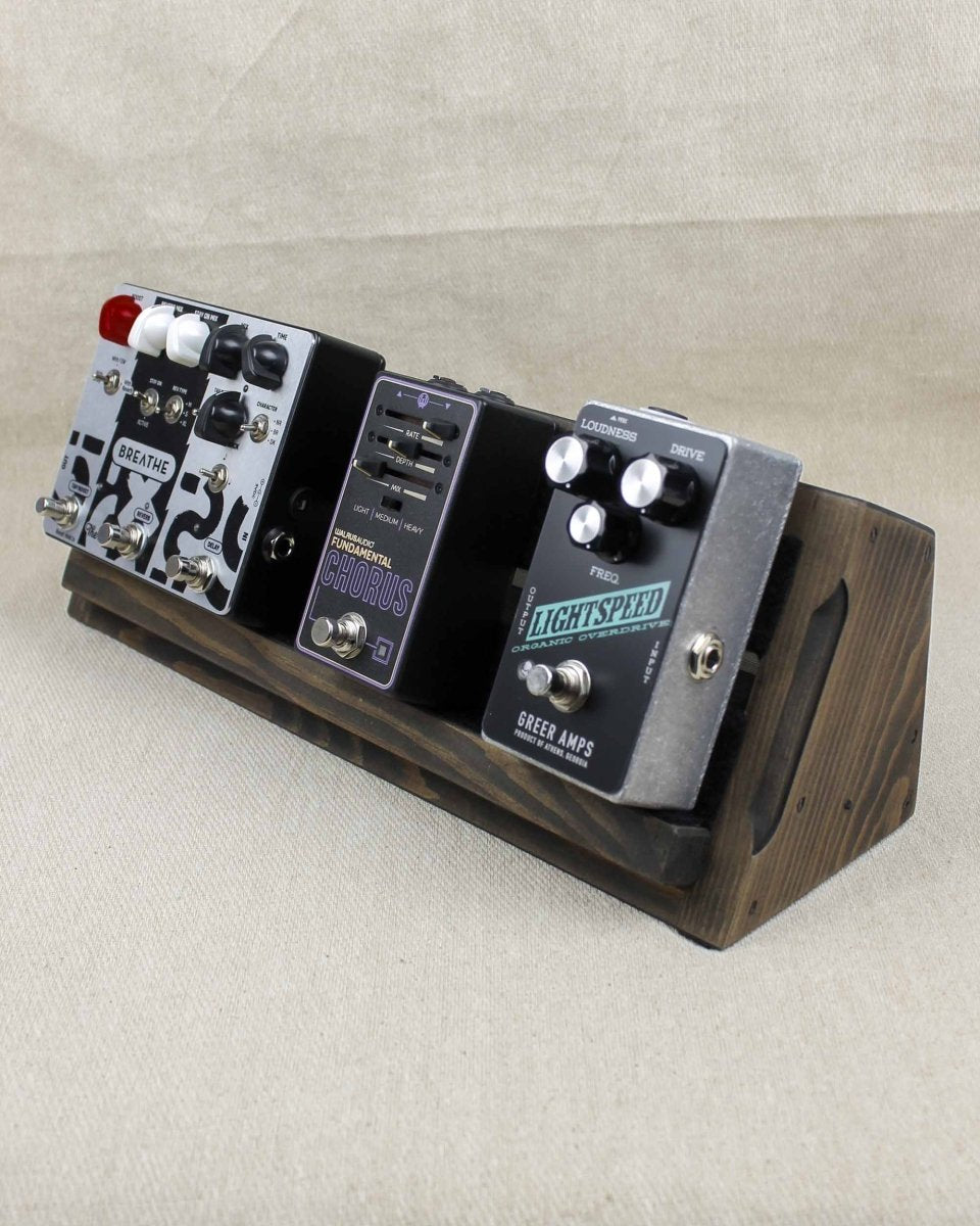 MarcusDluxe VertDluxe Limo Upright Handmade Pedal Board [Custom Batch] - Pedal Jungle