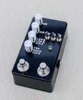 Montreal Assembly Count to 5 Delay Sampler Black/White FX Pedal [Custom Batch 003] - Pedal Jungle