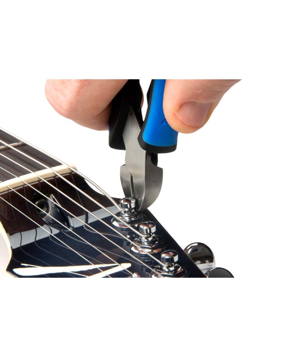 MusicNomad GRIP Cutter Premium String Cutter - Pedal Jungle