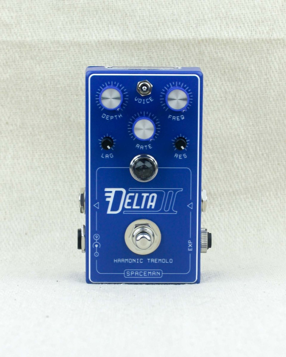 Spaceman Effects Delta II Harmonic Tremolo FX Pedal Blue [Used] - Pedal Jungle