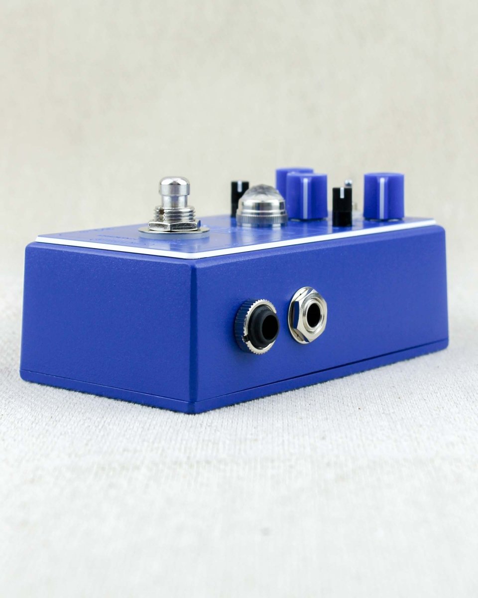 Spaceman Effects Delta II Harmonic Tremolo FX Pedal Blue [Used] - Pedal Jungle