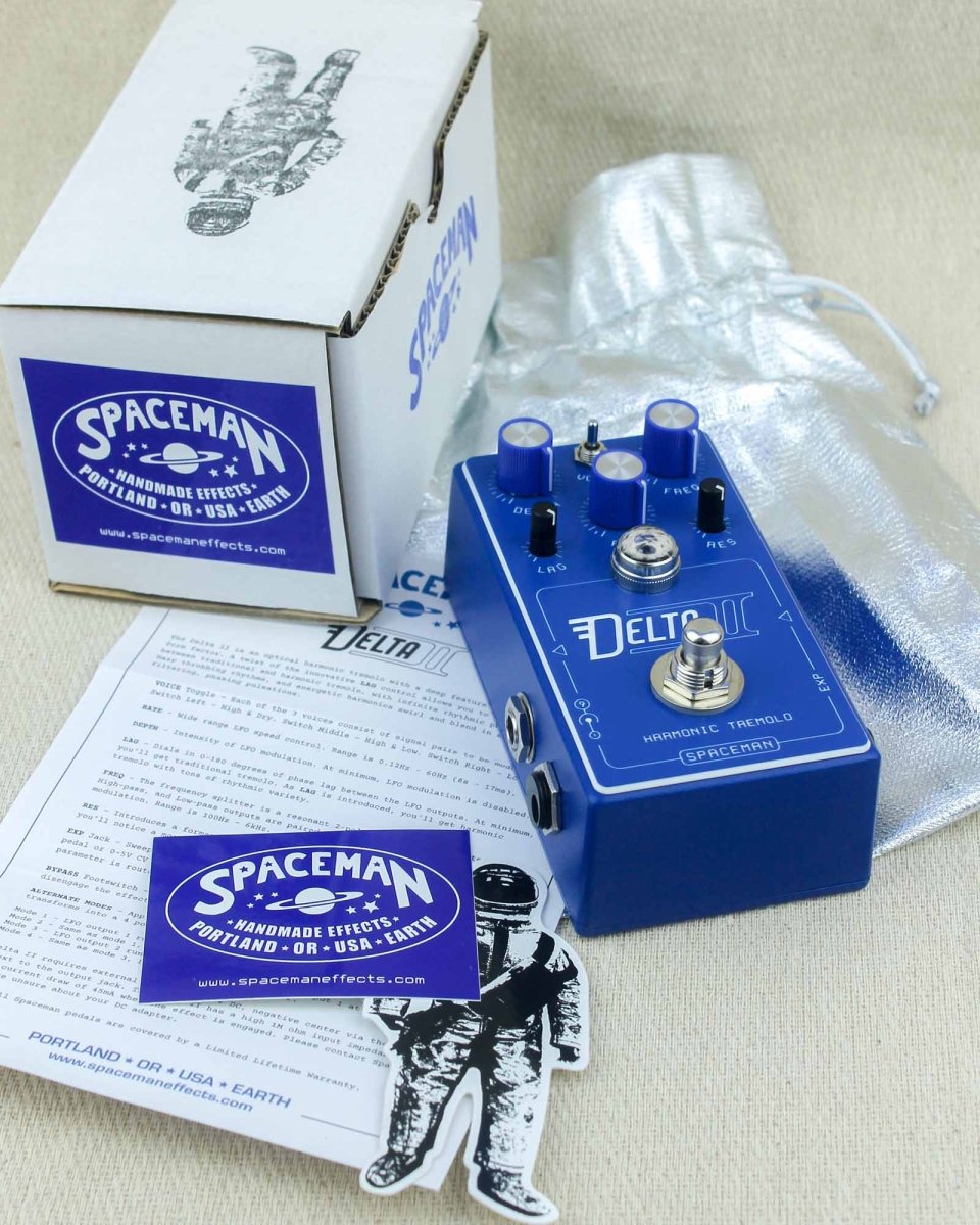 Spaceman Effects Delta II Harmonic Tremolo FX Pedal Blue [Used] - Pedal Jungle