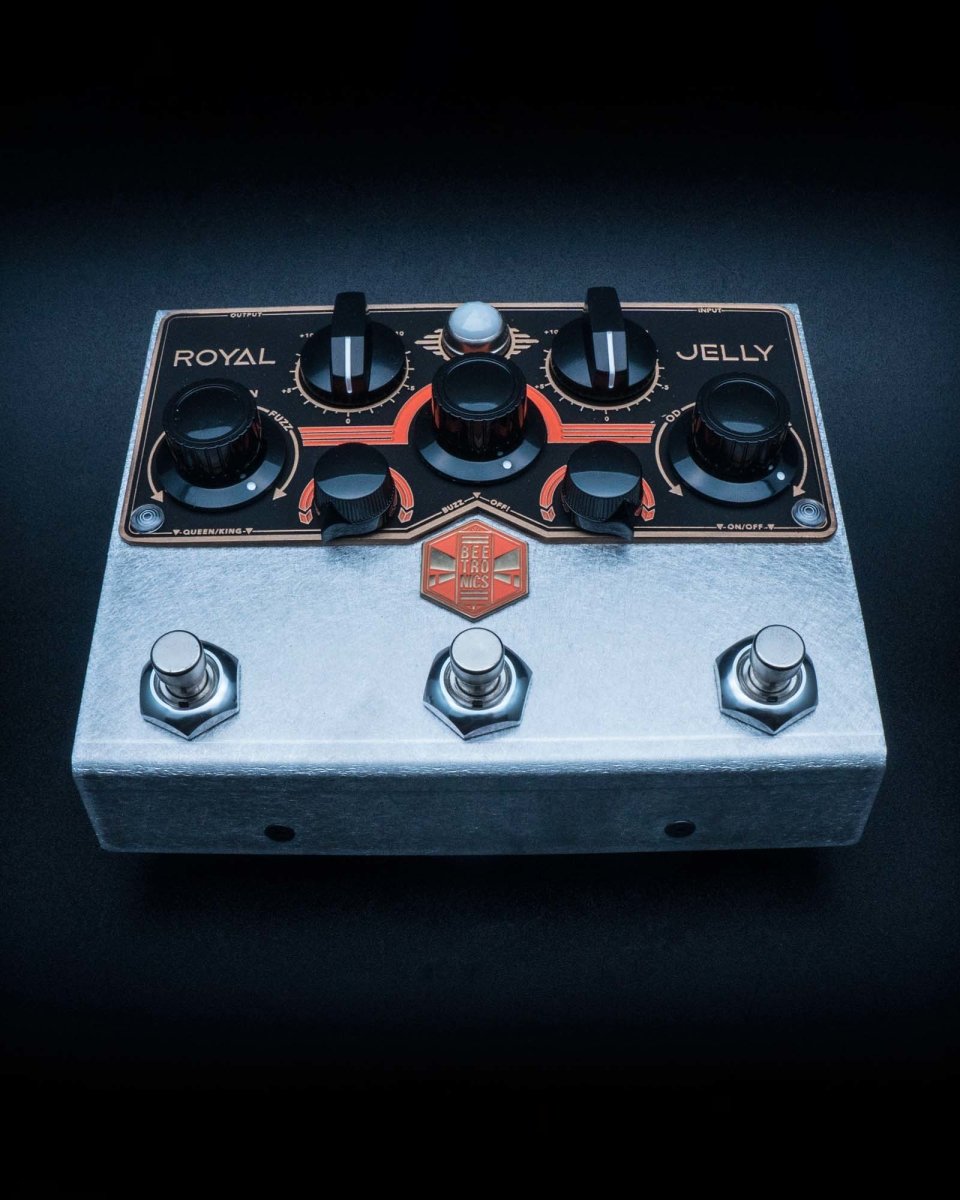 Beetronics Royal Jelly Overdrive/Fuzz Blender FX Pedal Black [Pre-Order] - Pedal Jungle