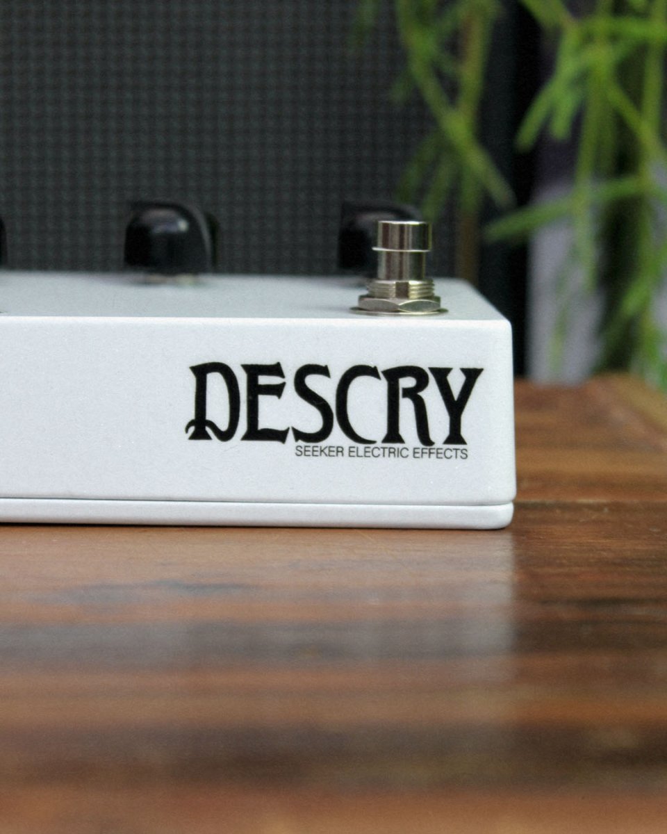 Seeker Electric Effects Descry Fuzz FX Pedal [UK Exclusive] - Pedal Jungle